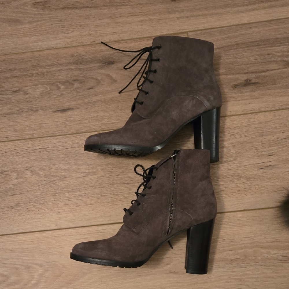 Designer Davos Gomma Suede Heeled Boots for Women, US Size 9